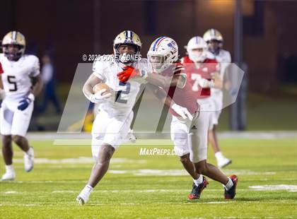 Thumbnail 3 in Thomas County Central vs Veterans photogallery.
