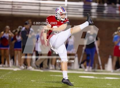 Thumbnail 1 in Thomas County Central vs Veterans photogallery.