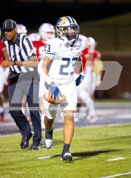 Thumbnail 2 in Thomas County Central vs Veterans photogallery.