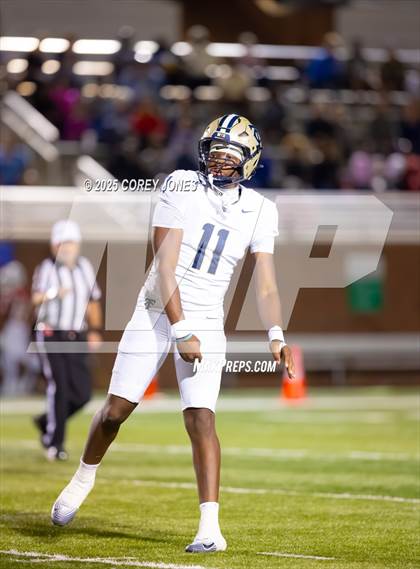 Thumbnail 1 in Thomas County Central vs Veterans photogallery.