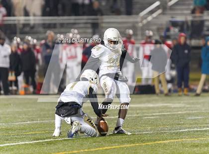 Thumbnail 3 in Woodson vs. Freedom (VHSL 6A Regional Final) photogallery.