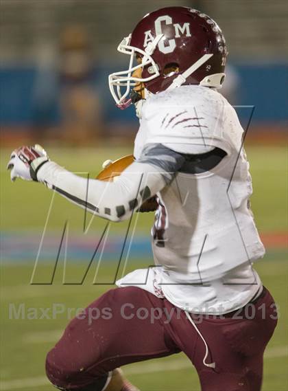 Thumbnail 1 in A&M Consolidated @ Westlake photogallery.