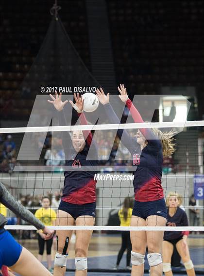 Thumbnail 3 in Chaparral vs. Fruita Monument (CHSAA 5A Pool Play) photogallery.