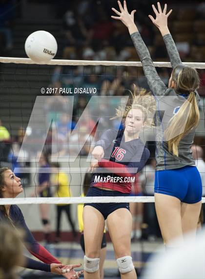 Thumbnail 1 in Chaparral vs. Fruita Monument (CHSAA 5A Pool Play) photogallery.