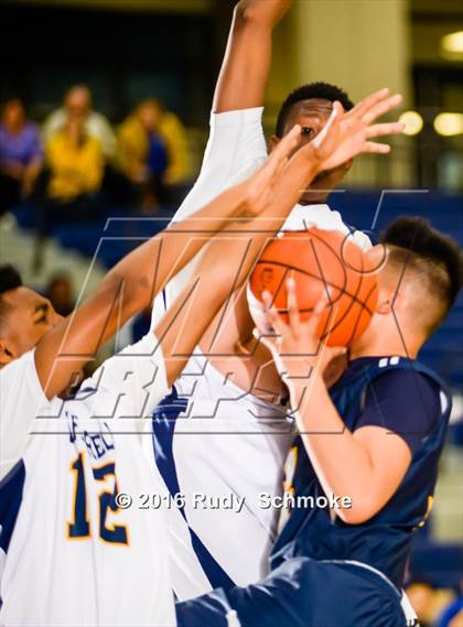 Thumbnail 3 in Preuss UCSD vs. O'Farrell (CIF SDS D5 Final) photogallery.