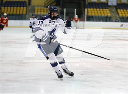 Thumbnail 1 in Chaminade @ Seton Hall Prep photogallery.