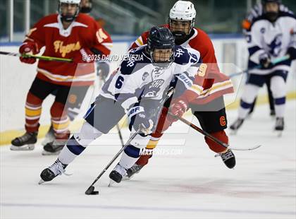 Thumbnail 2 in Chaminade @ Seton Hall Prep photogallery.