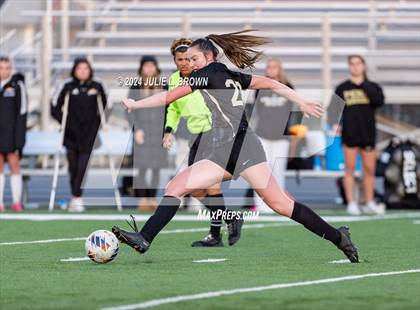 Thumbnail 3 in Noblesville vs. Penn (IHSAA 3A Semi-state Playoff) photogallery.