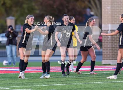 Thumbnail 3 in Noblesville vs. Penn (IHSAA 3A Semi-state Playoff) photogallery.