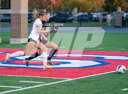 Thumbnail 3 in Noblesville vs. Penn (IHSAA 3A Semi-state Playoff) photogallery.