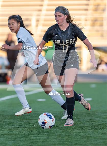 Thumbnail 2 in Noblesville vs. Penn (IHSAA 3A Semi-state Playoff) photogallery.