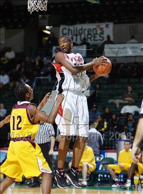 Thumbnail 2 in Christ the King vs Trenton Central (Prime Time Shootout) photogallery.