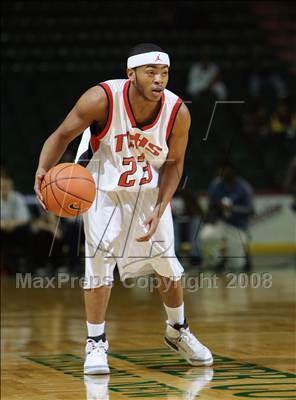 Thumbnail 3 in Christ the King vs Trenton Central (Prime Time Shootout) photogallery.