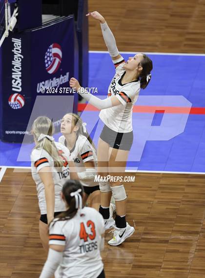 Thumbnail 1 in Sterling vs. Strasburg (CHSAA 3A First Round Elimination Bracket) photogallery.