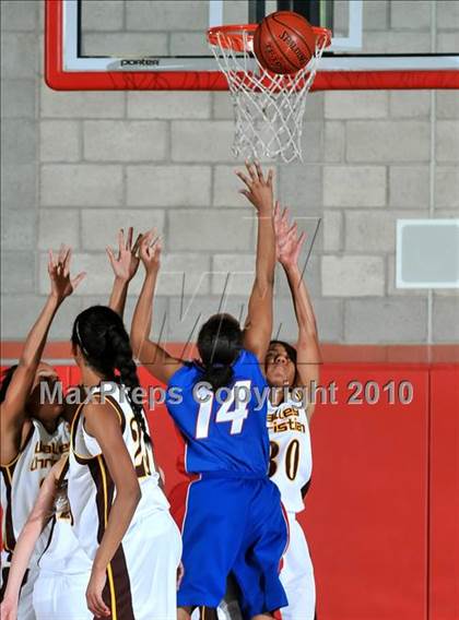 Thumbnail 2 in Serra vs. Valley Christian (CIF SS D5AA Final) photogallery.