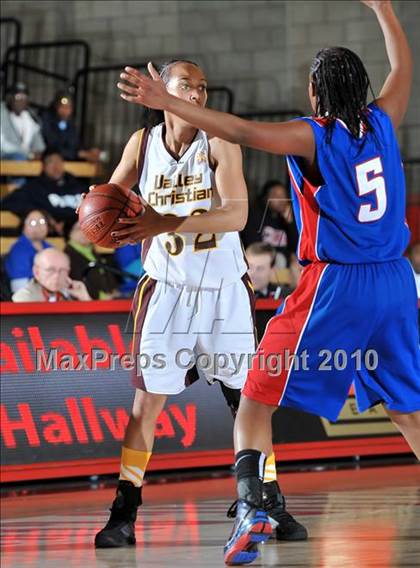 Thumbnail 3 in Serra vs. Valley Christian (CIF SS D5AA Final) photogallery.