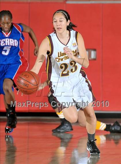 Thumbnail 3 in Serra vs. Valley Christian (CIF SS D5AA Final) photogallery.