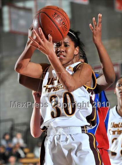 Thumbnail 2 in Serra vs. Valley Christian (CIF SS D5AA Final) photogallery.