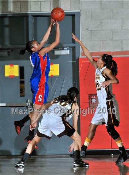 Thumbnail 3 in Serra vs. Valley Christian (CIF SS D5AA Final) photogallery.