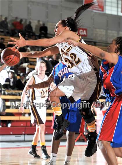 Thumbnail 3 in Serra vs. Valley Christian (CIF SS D5AA Final) photogallery.