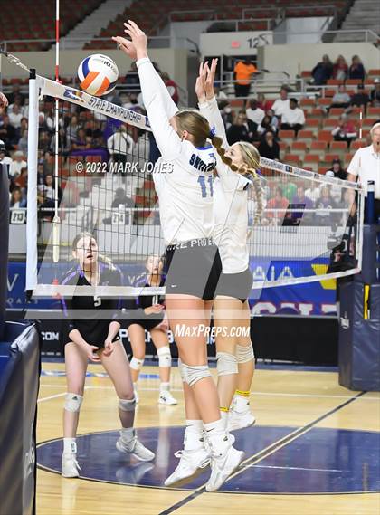 Thumbnail 1 in Northwest Christian vs. Snowflake (AIA 3A Final) photogallery.