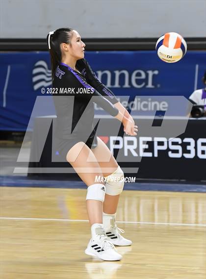 Thumbnail 3 in Northwest Christian vs. Snowflake (AIA 3A Final) photogallery.