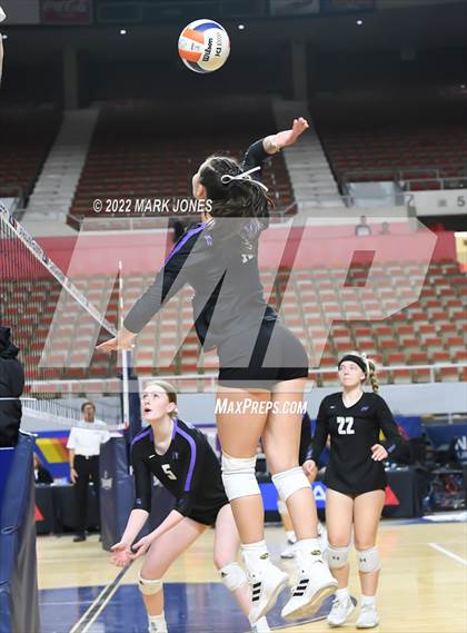 Thumbnail 2 in Northwest Christian vs. Snowflake (AIA 3A Final) photogallery.