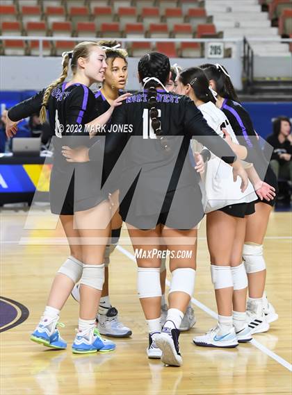 Thumbnail 3 in Northwest Christian vs. Snowflake (AIA 3A Final) photogallery.