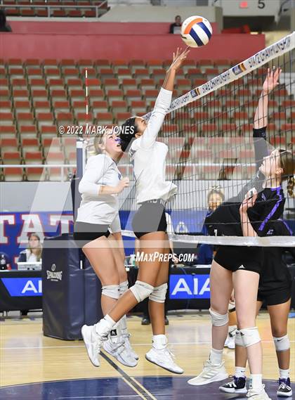 Thumbnail 2 in Northwest Christian vs. Snowflake (AIA 3A Final) photogallery.