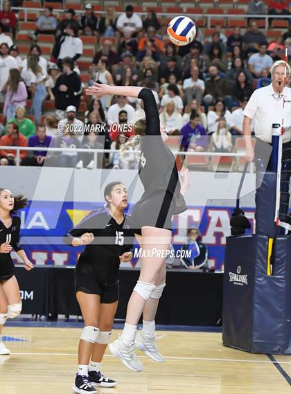 Thumbnail 2 in Northwest Christian vs. Snowflake (AIA 3A Final) photogallery.