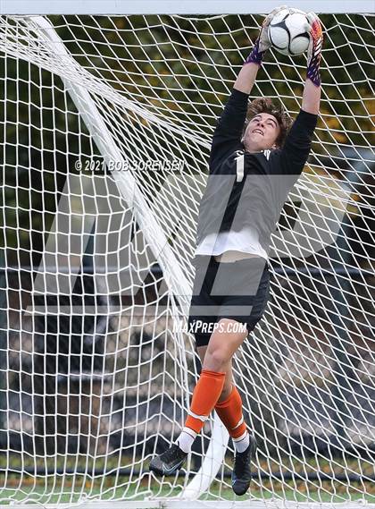 Thumbnail 3 in Babylon vs Mattituck Class B Final photogallery.