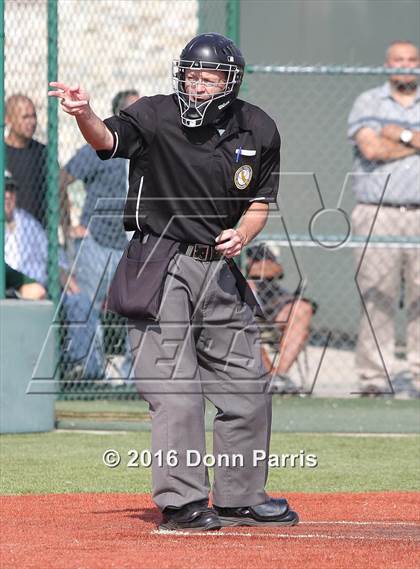 Thumbnail 3 in South Hills vs. Damien (CIF SS D2 Semifinal) photogallery.