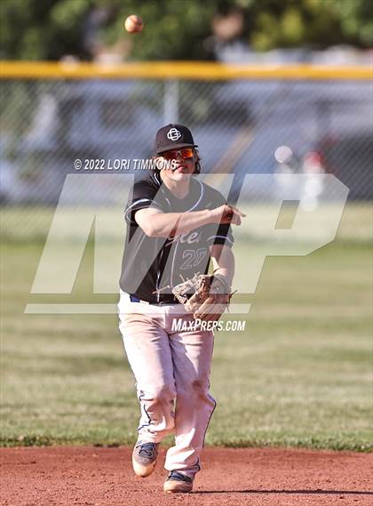 Thumbnail 2 in Saratoga vs. Oak Grove photogallery.