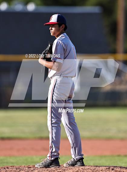 Thumbnail 2 in Saratoga vs. Oak Grove photogallery.