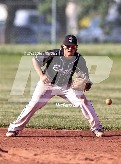 Thumbnail 3 in Saratoga vs. Oak Grove photogallery.