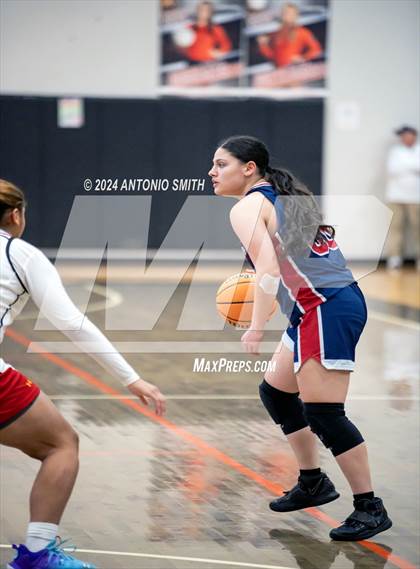 Thumbnail 1 in Apex Friendship vs. Elizabeth Seton (Battle in the Bull Invitational) photogallery.