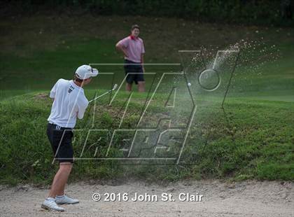 Thumbnail 2 in TSSAA 8AAA District Tournament photogallery.