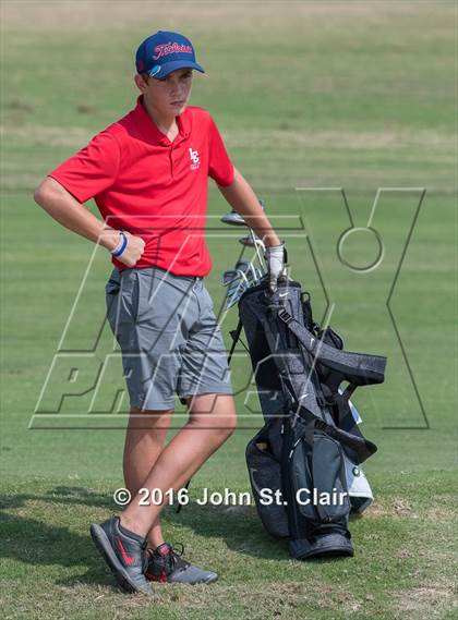 Thumbnail 3 in TSSAA 8AAA District Tournament photogallery.