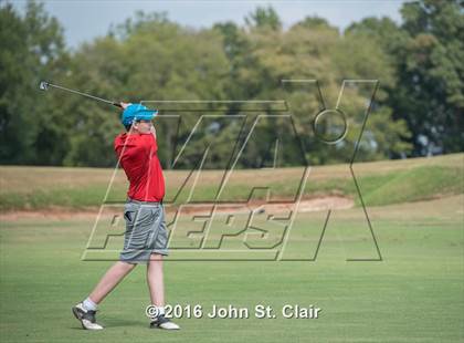 Thumbnail 2 in TSSAA 8AAA District Tournament photogallery.