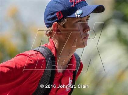 Thumbnail 2 in TSSAA 8AAA District Tournament photogallery.