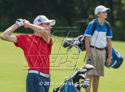 Thumbnail 2 in TSSAA 8AAA District Tournament photogallery.