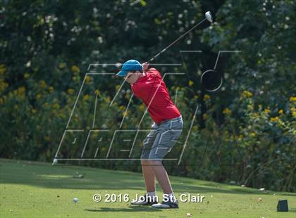 Thumbnail 2 in TSSAA 8AAA District Tournament photogallery.