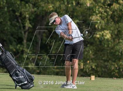 Thumbnail 3 in TSSAA 8AAA District Tournament photogallery.