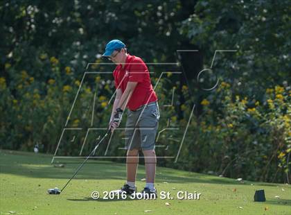 Thumbnail 3 in TSSAA 8AAA District Tournament photogallery.