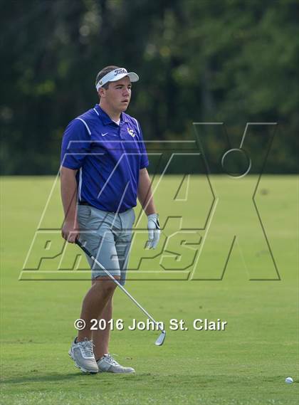 Thumbnail 1 in TSSAA 8AAA District Tournament photogallery.