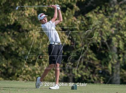 Thumbnail 1 in TSSAA 8AAA District Tournament photogallery.