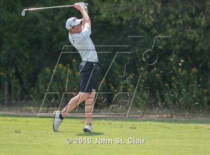 Thumbnail 3 in TSSAA 8AAA District Tournament photogallery.