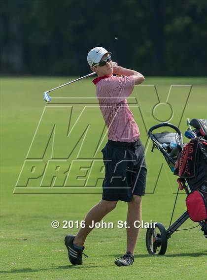 Thumbnail 3 in TSSAA 8AAA District Tournament photogallery.