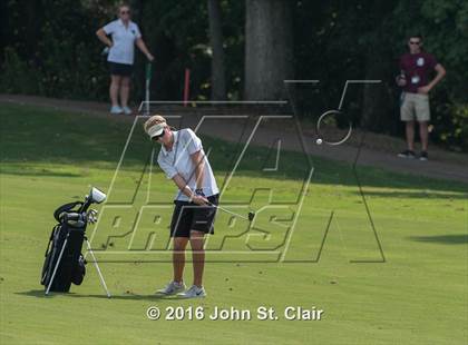 Thumbnail 2 in TSSAA 8AAA District Tournament photogallery.