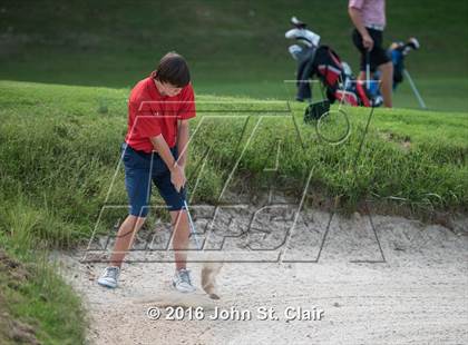 Thumbnail 3 in TSSAA 8AAA District Tournament photogallery.